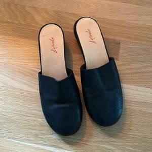 Marsell black leather mules